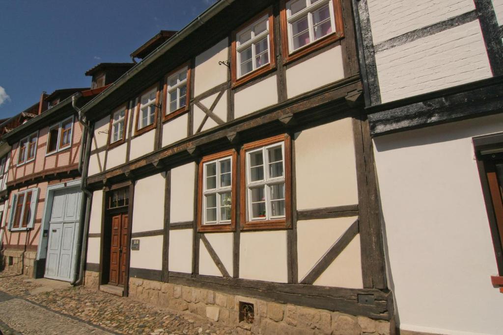 Urlaub im Fachwerk - Das Sattlerhaus Quedlinburg Exterior foto